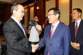 Samsung ayuda a empresas vietnamitas a participar en cadena de suministro global