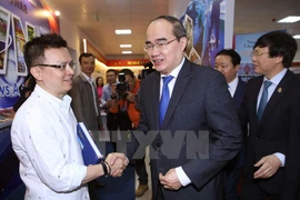Piden a prensa vietnamita divulgar activamente información sobre lucha anticorrupción