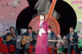 Festival promueve la preservación de arte tradicional “Don ca tai tu” 