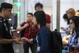 Malasia aplaza nueva regulación sobre tributación de trabajadores extranjeros 
