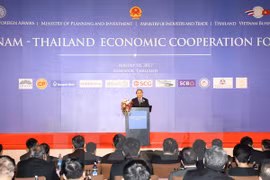 Premier vietnamita llama a inversiones tailandesas en reestructuración de empresas estatales 