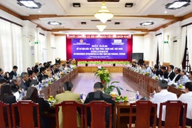 Singapurenses buscan ampliar negocios en provincia centrovietnamita