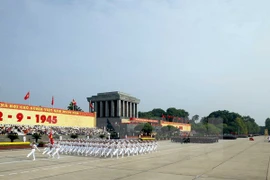 Veteranos de guerra honran al presidente Ho Chi Minh