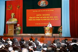 Academia Política Nacional Ho Chi Minh por mejorar la calidad de enseñanza