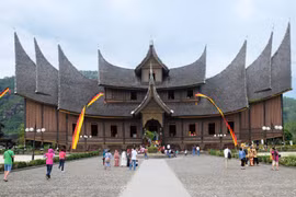 Indonesia busca atraer a turistas japoneses