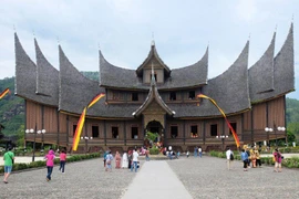 Indonesia busca atraer a turistas japoneses