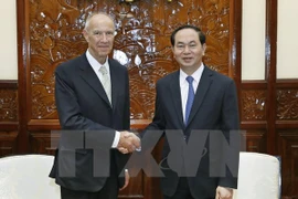 El presidente Tran Dai Quang y el director general de la Organización Mundial de la Propiedad Intelectual, Francis Gurry, 