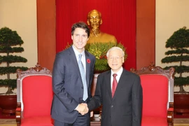 Dirigente paridista vietnamita recibe a primer ministro de Canadá