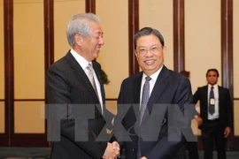 Singapur se compromete a impulsar nexos ASEAN-China 