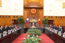 Vietnam y Laos por robustecer lazos en inspección partidista
