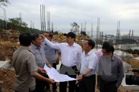 Parlamento vietnamita efectúa interpelación sobre asuntos culturales y turísticos 