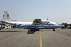 Recuperan 10 cadáveres de tragedia aérea en Myanmar