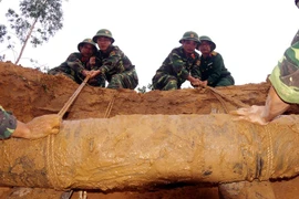 Aprecian empeño de Vietnam en superación de secuelas de bombas remanentes de guerras