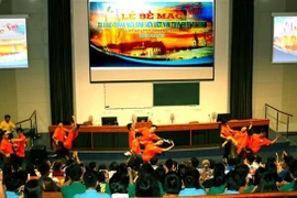 Jóvenes vietnamitas promueven la imagen nacional en la República Checa