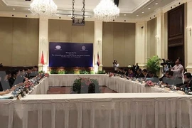 Vietnam y Camboya viabilizan cooperación en el sector bancario