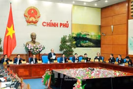 Gobierno vietnamita emite resolución sobre perfeccionamiento de leyes