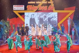 Vietnam continúa actividades artísticas para glorificar a los mártires