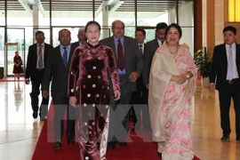 Presidenta de Bangladesh concluye visita oficial a Vietnam 