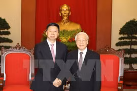  Secretario general de PCV recibe a enviado especial de máximo dirigente partidista de China