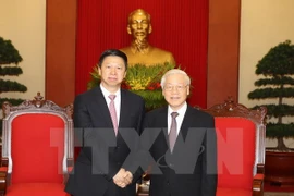  Secretario general de PCV recibe a enviado especial de máximo dirigente partidista de China