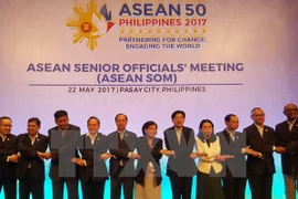 Altos funcionarios de ASEAN se reúnen en Filipinas