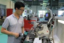 Arranca construcción de primera fábrica de componentes electrónicos en Phu Yen