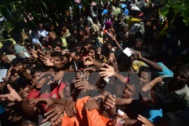 Presidente de Bangladesh expresa optimismo ante crisis de refugiados