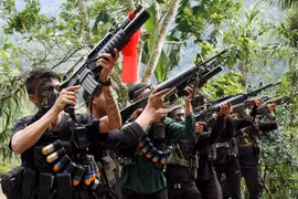 Gobierno filipino e insurgentes reanudarán conversaciones de paz