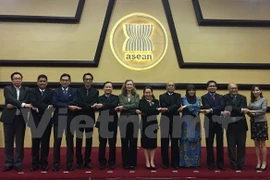ASEAN y EE.UU. prometen fortalecer asociación estratégica