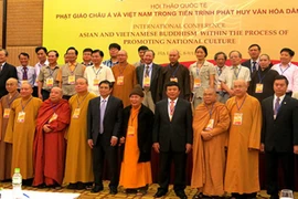 Vietnam y Laos comparten experiencias en ámbito de asuntos religiosos