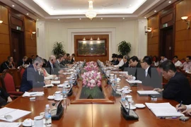 Vietnam estimula inversiones de empresas de Eurocham en sector farmacéutico