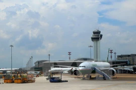 Vietnam consultará a expertos extranjeros en ampliación de aeropuerto Tan Son Nhat 