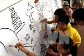 Inaugurarán avenida de pinturas murales más larga de Vietnam 