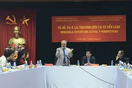 Actualizan en Vietnam situación y perspectivas de economía de Venezuela