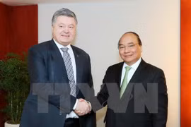 Vietnam exhorta a aprovechar revolución industrial frente a desafíos globales