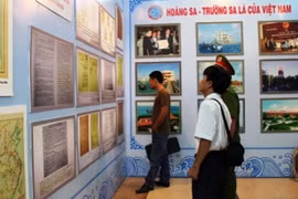 Exponen en Phu Tho documentos históricos sobre Hoang Sa y Truong Sa de Vietnam