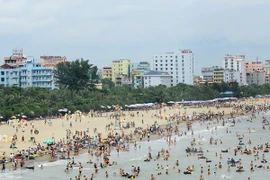 En alza llegada de turistas a provincia vietnamita en días feriados