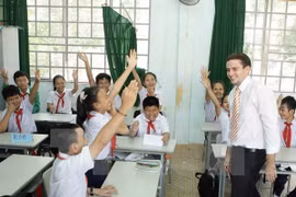 Vietnam busca mejorar calidad de educación primaria y secundaria