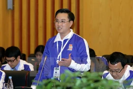 Debaten tareas de jóvenes vietnamitas en actividades voluntarias y cuarta revolución industrial 