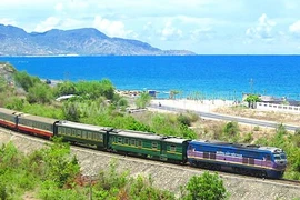 Sector ferroviario en Vietnam por un desarrollo sostenible en 2017