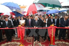 Secretario general de PCV inaugura monumento de amistad Vietnam- Camboya 