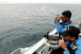 Naufragio en Malasia deja 13 desaparecidos