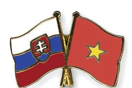 Impulsan cooperación económica Vietnam-Eslovaquia