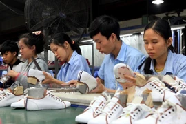 Industria de calzado de Vietnam prevé ingresos multimillonarios de exportaciones en 2017