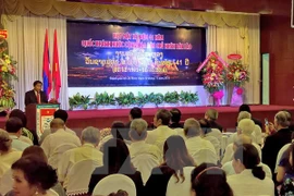 Dirigente laosiano aprecia aportes de Asociación de Amistad Vietnam – Laos