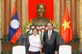 Presidenta parlamentaria de Laos se compromete a impulsar acuerdos con Vietnam