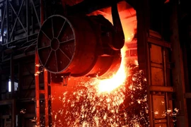 Vietnam registra leve incremento de producción industrial