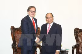 Premier vietnamita promete condiciones favorables para inversores estadounidenses