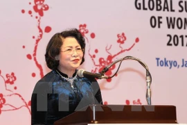Vicepresidenta vietnamita promete mejores condiciones para personas con méritos revolucionarios