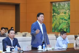 Vietnam: Miembro del Buró Político amonestado por violaciones en PVN
